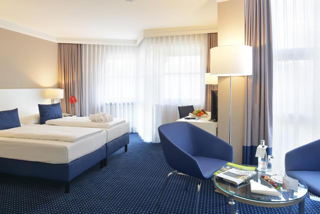 Relexa Waldhotel Schatten Stuttgart Ngoại thất bức ảnh