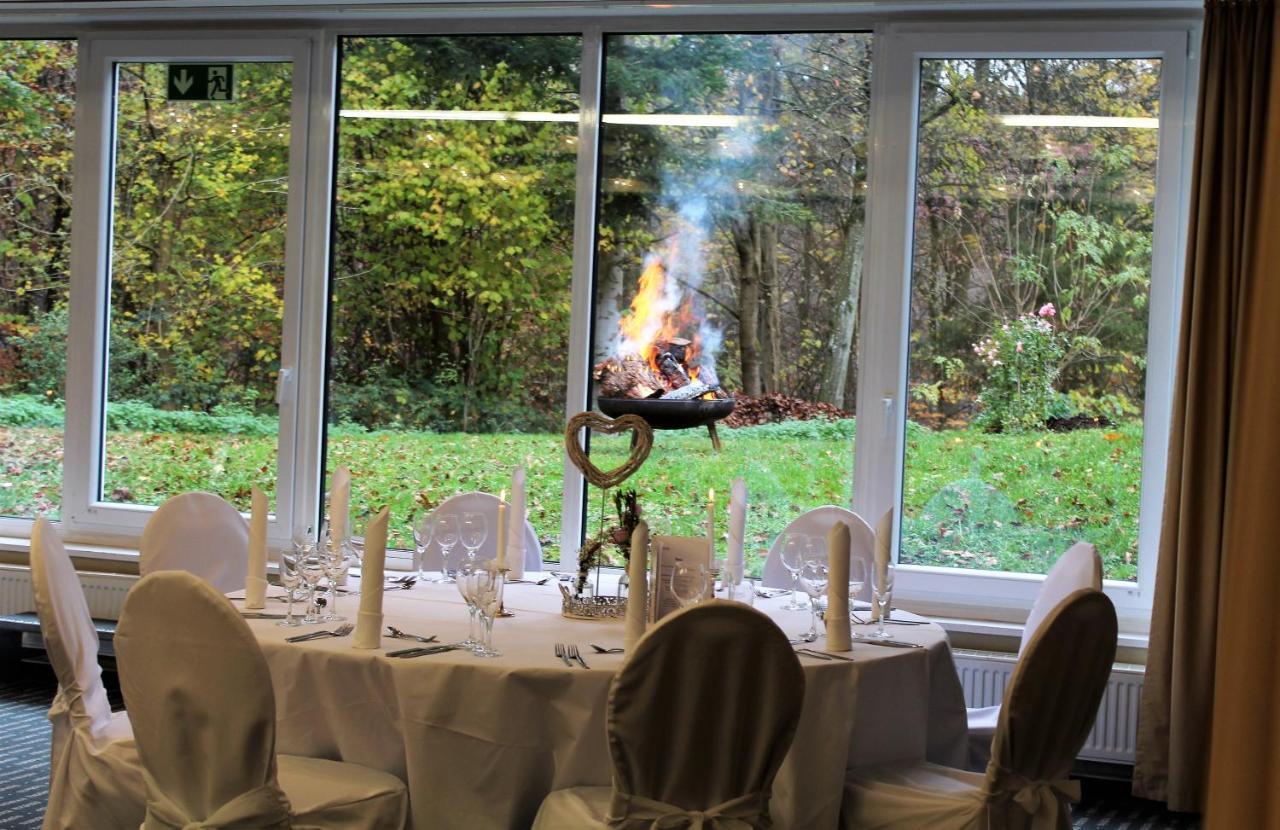 Relexa Waldhotel Schatten Stuttgart Ngoại thất bức ảnh